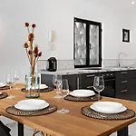 3 Bedroom Apartment In The Heart Of Puerto Banus
