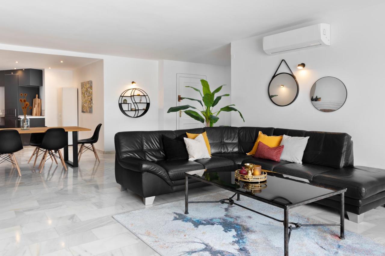 3 Bedroom In The Heart Of Puerto Banus * Marbella